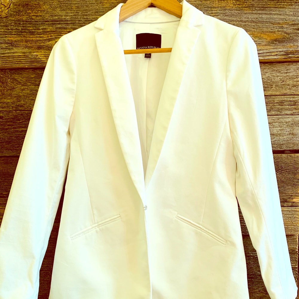 Banana Republic Linen/Twill White Blazer